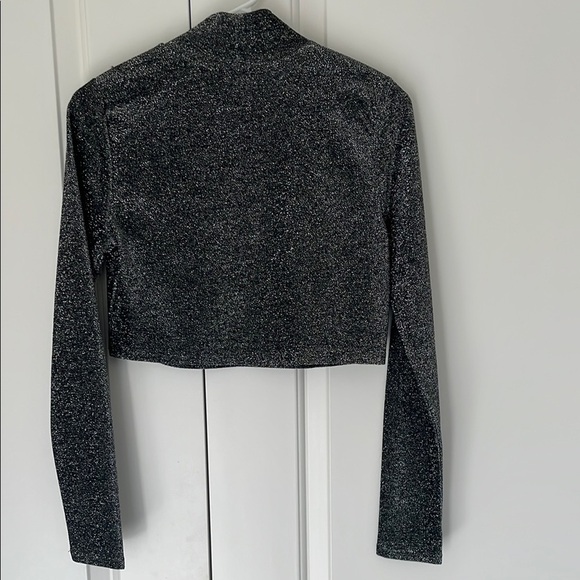 Sparkly Black Fitted Crop Long Sleeve Tee - Picture 3 of 3